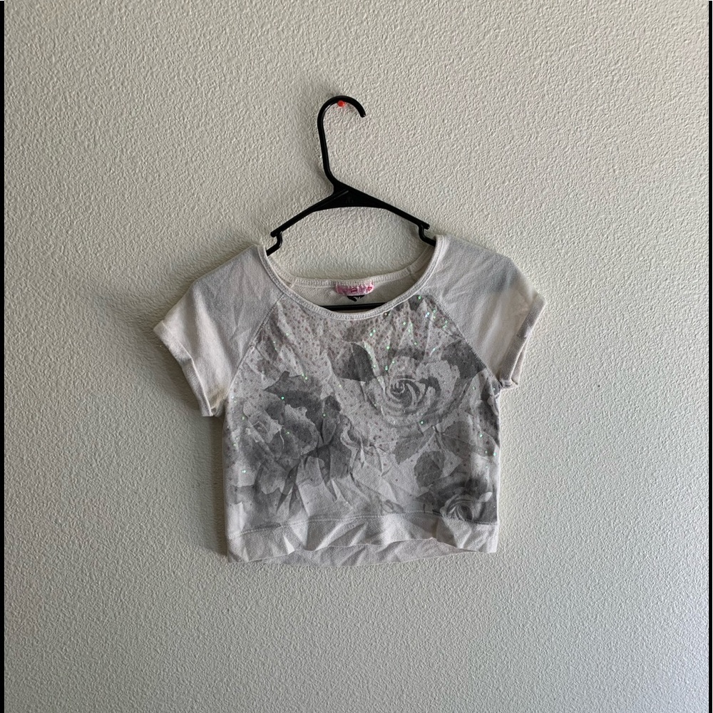 A crop top
